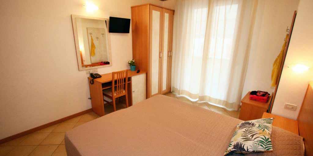 Offerta Pensione Completa Hotel Boom Rimini
